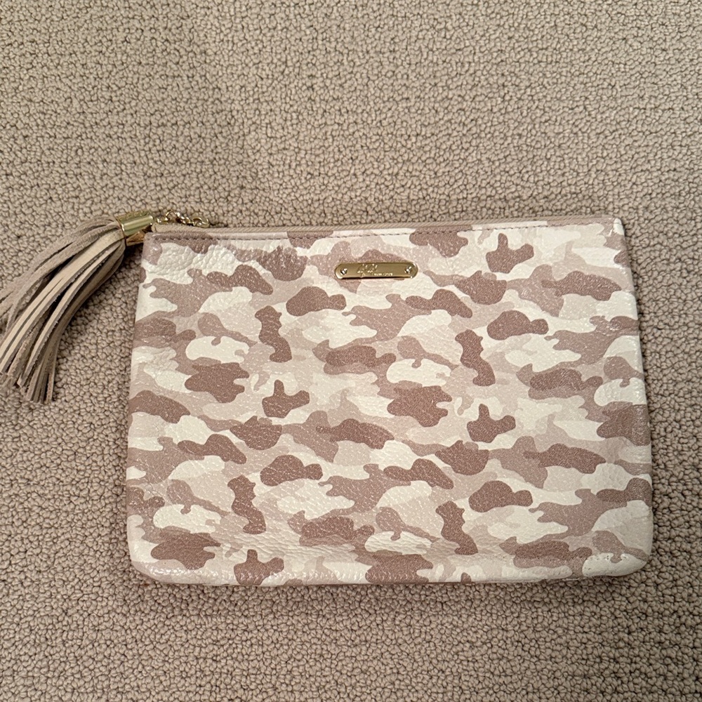 GiGi New York Tan and Cream Camouflage Clutch